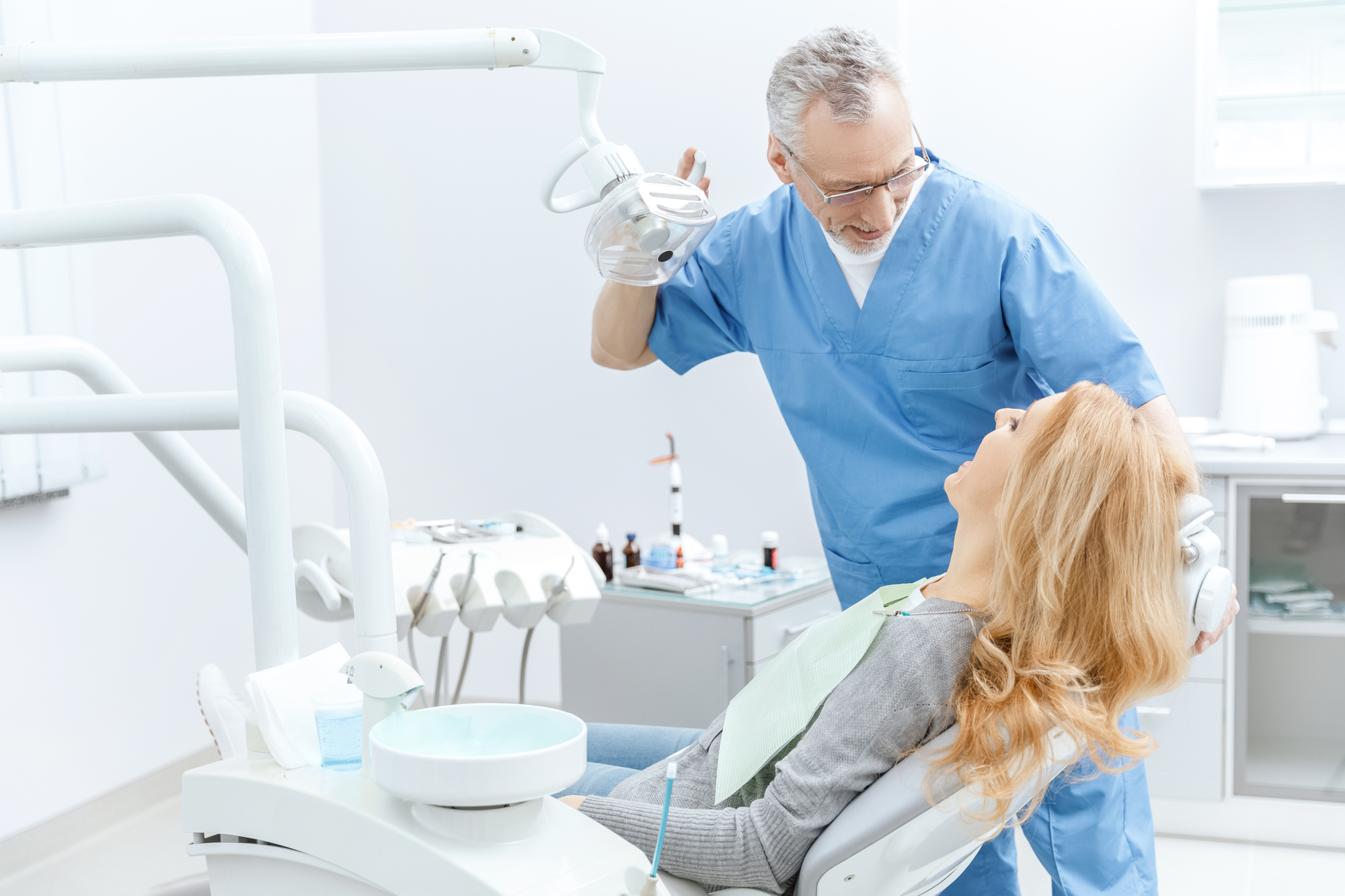 porcelain veneers